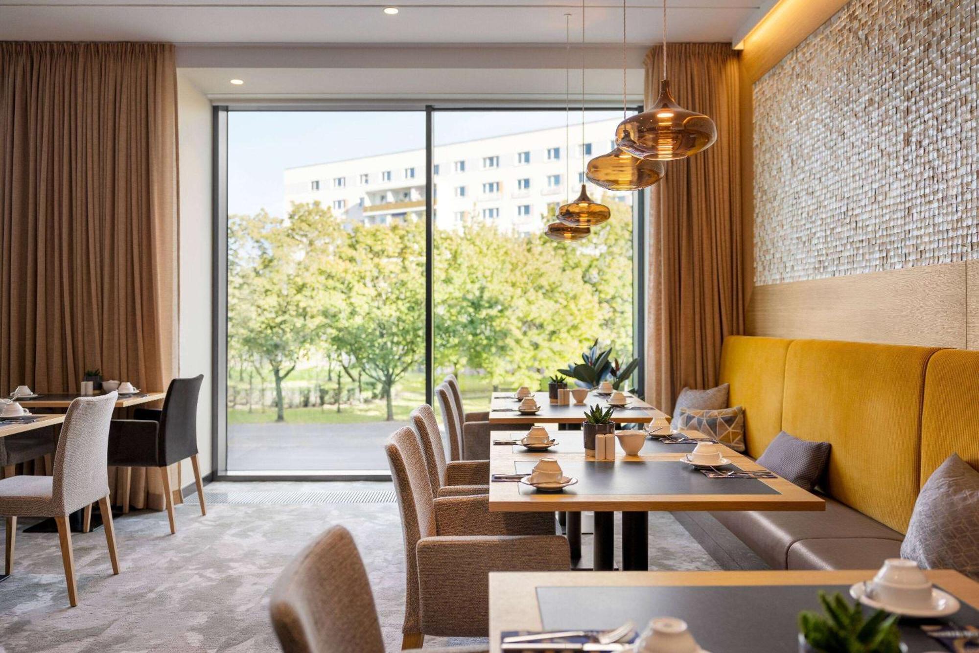 Hotel Vienna House Andel's 4*