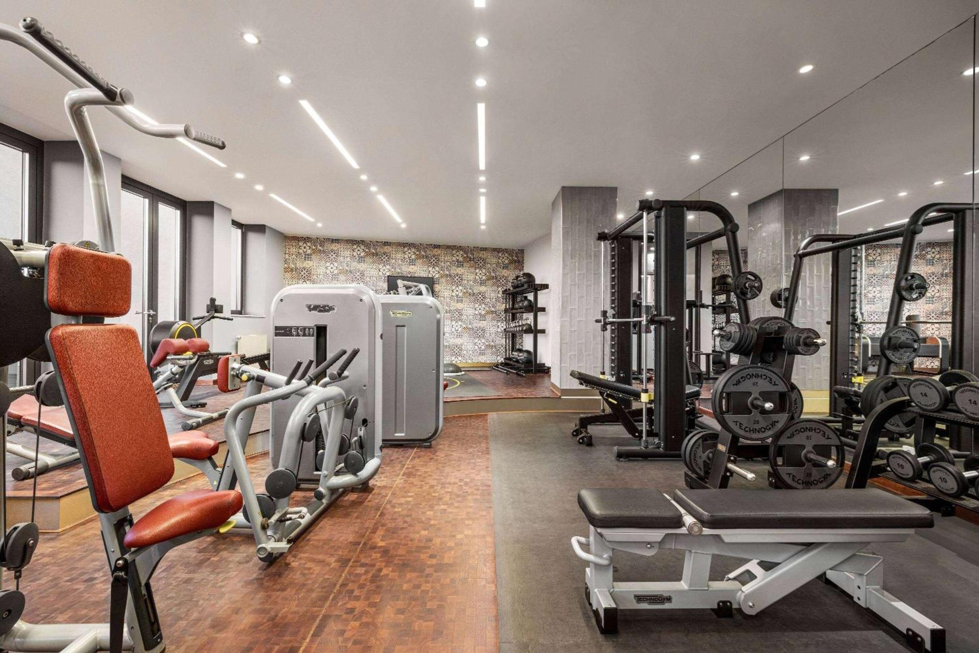 Vienna House Andel's 4*