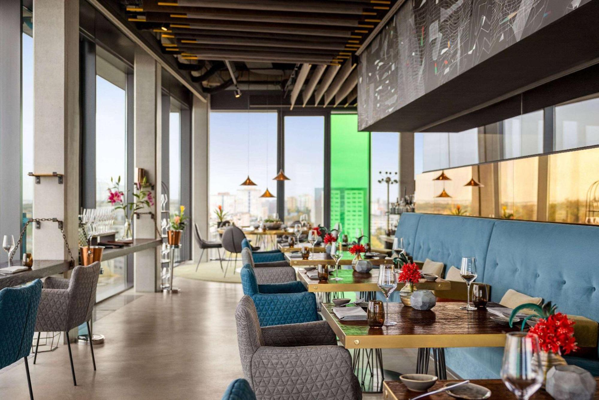 Hotel Vienna House Andel's 4*
