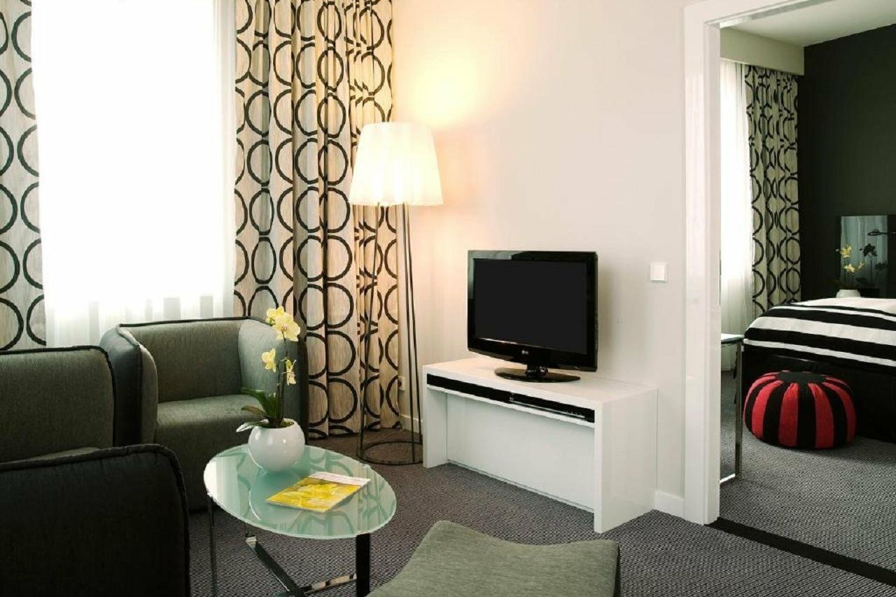Vienna House Andel's 4*